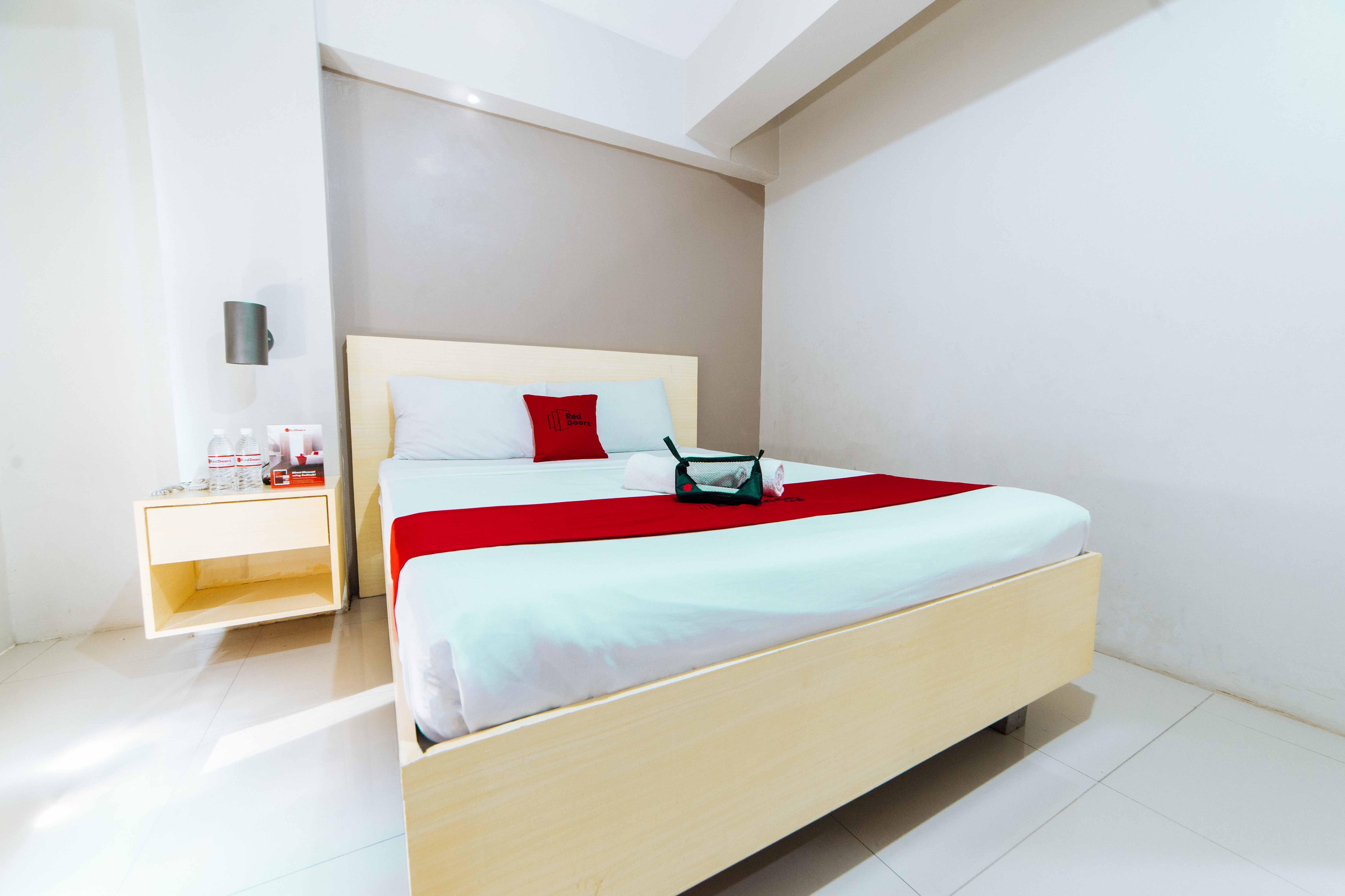 Reddoorz At Samat Mandaluyong Hotell Exteriör bild