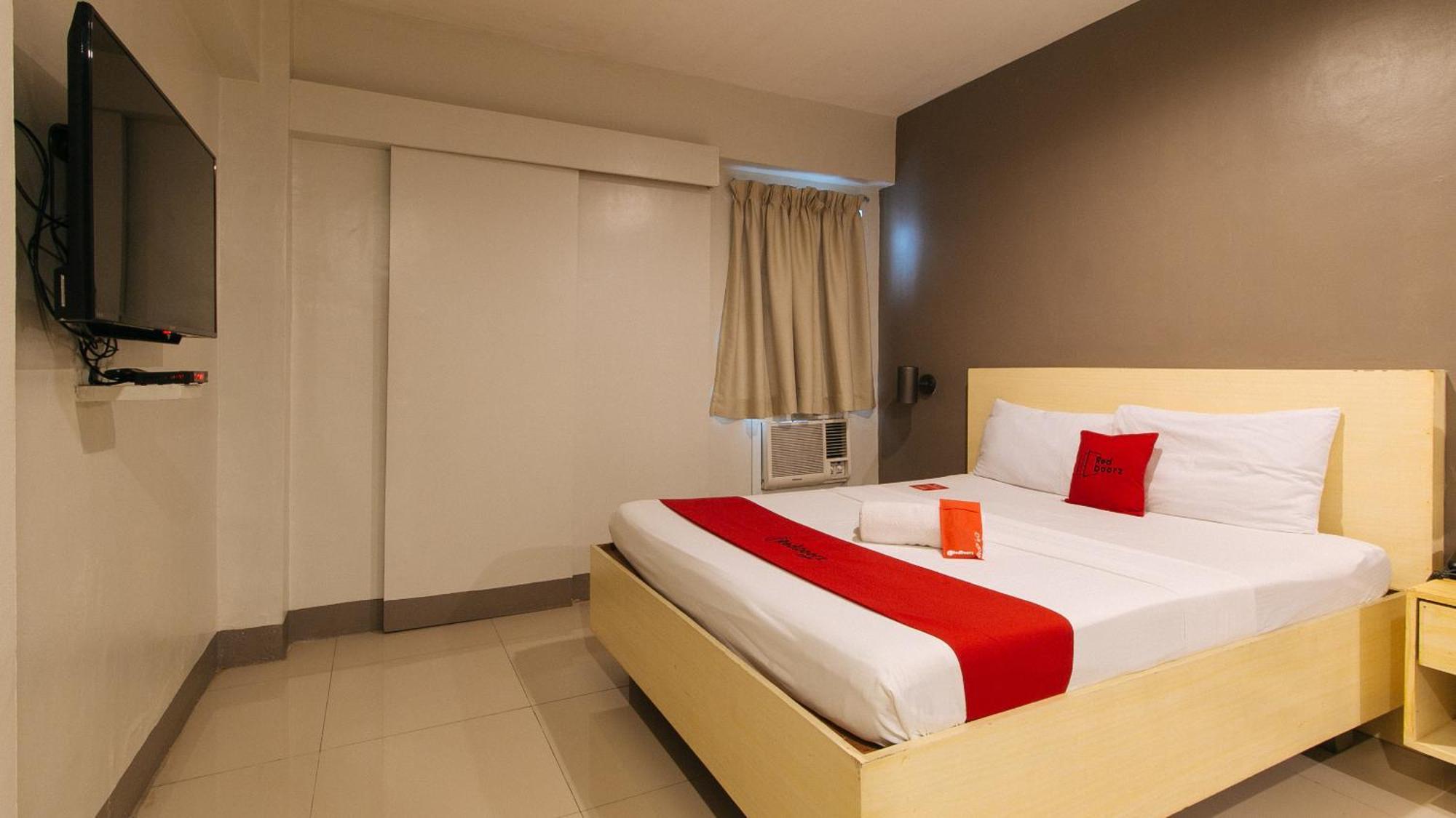 Reddoorz At Samat Mandaluyong Hotell Exteriör bild