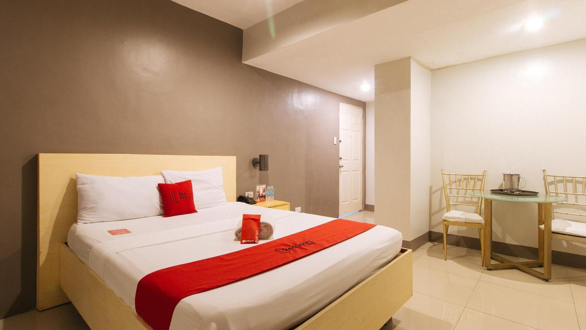 Reddoorz At Samat Mandaluyong Hotell Exteriör bild